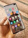 A picture of Samsung S10 plus at 400k Cracks only 128GB 8GB 3
