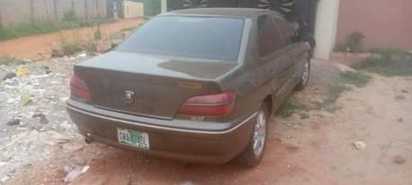A picture of 2004 Peugeot 406 2 0i