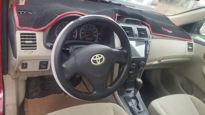 A picture of Toyota corolla 2013