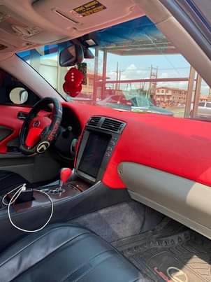 A picture of LEXUS IS 250 2007