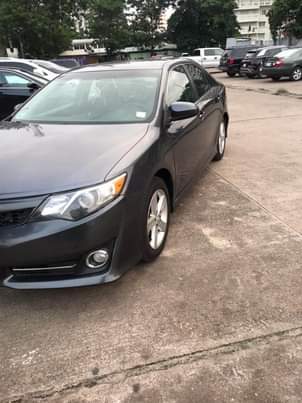 A picture of 2014 foreign used Toyota Camry
