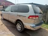 A picture of Distress Distress Reg Toyota Sienna 2003 Hot Sweet Bizza Bizza