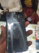 A picture of Cammon 18i 128gb 4gb ram 650k Infinix smart 5 420k