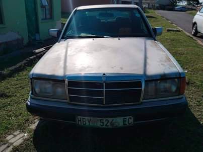 mercedes benz 190e