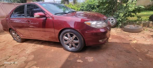 A picture of 2005 Toyota Camry