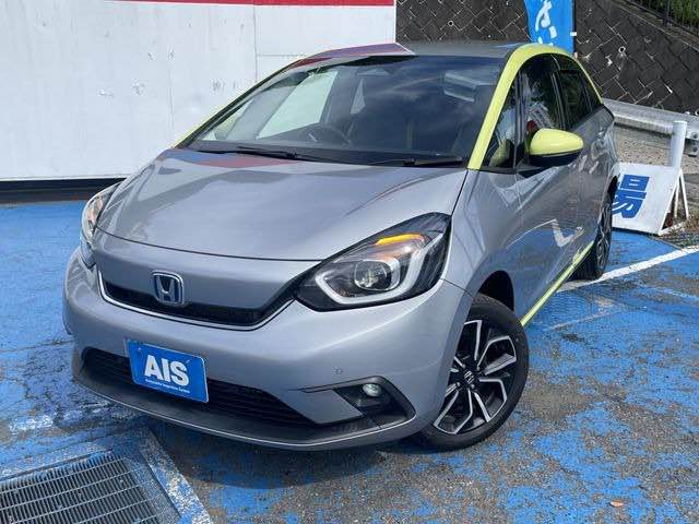 A picture of Honda fit e HEV