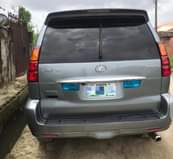 A picture of Lexus GX470 06