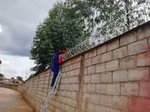 A picture of RAZOR WIRE