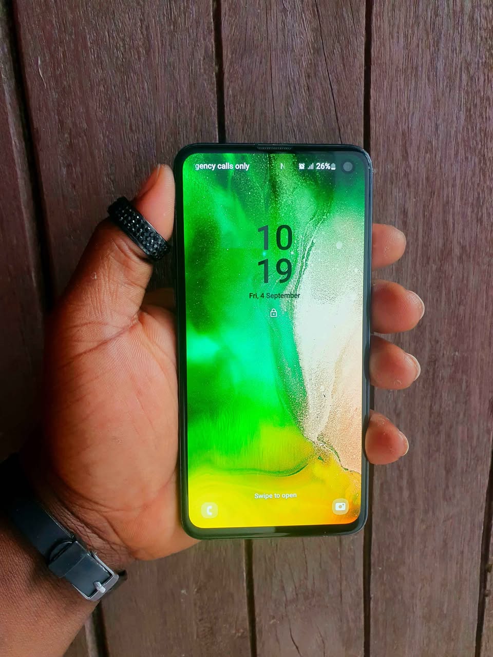 A picture of Samsung Galaxy s10e 0744224933
