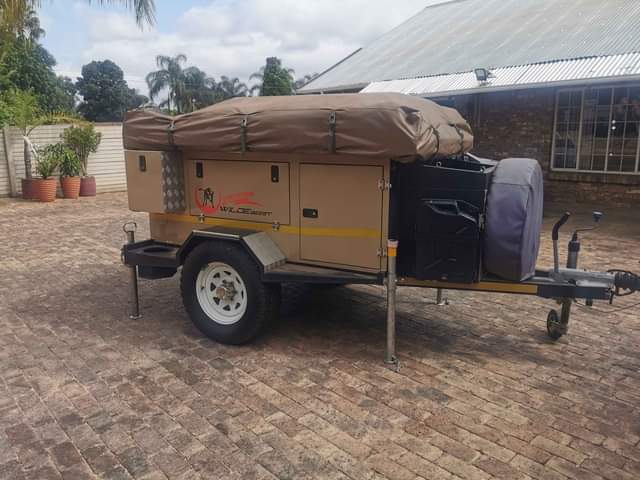 Caravan /.