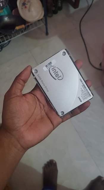 A picture of Sdd 240gb