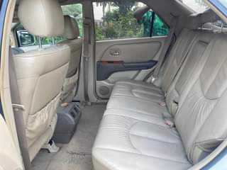 A picture of Lexus rx 300