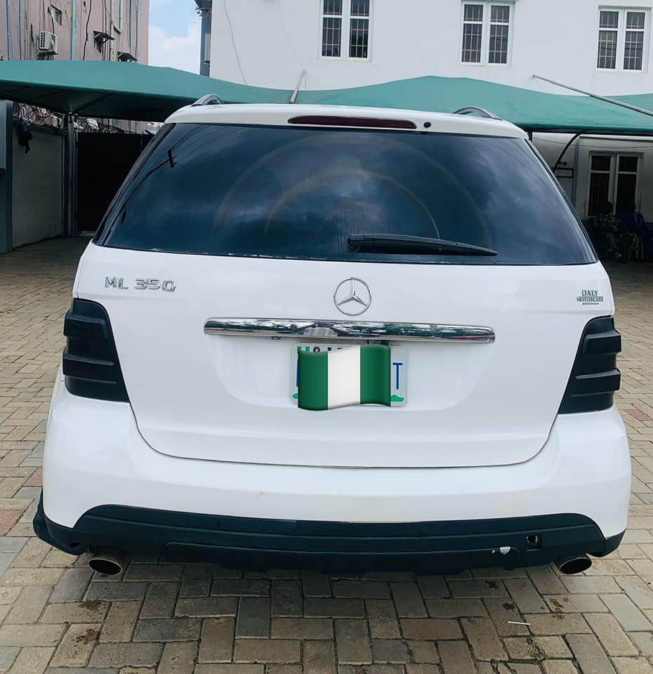 A picture of ML350 2006 model for sale