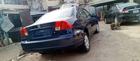 A picture of Honda Civic Price 1 3 AC need gas Location abuja