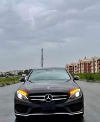 A picture of Mercedes Benz C300