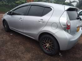 A picture of Toyota Aqua Hybrid 2013 At 25m 0706044260 0774245262