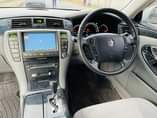 A picture of Toyota crown ATHLETE