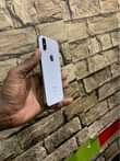 A picture of iPhone XS 256gb