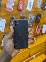 A picture of Iphone 11 plain