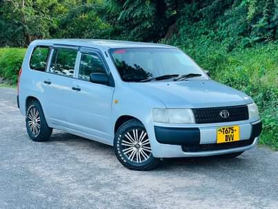 A picture of Toyota PROBOX DVV Price 13 8M Cc 1290 Year 2007