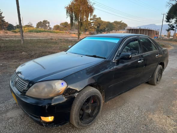 A picture of TOYOTA MARK II GX110 FOR SALE Bei Milioni 4 8