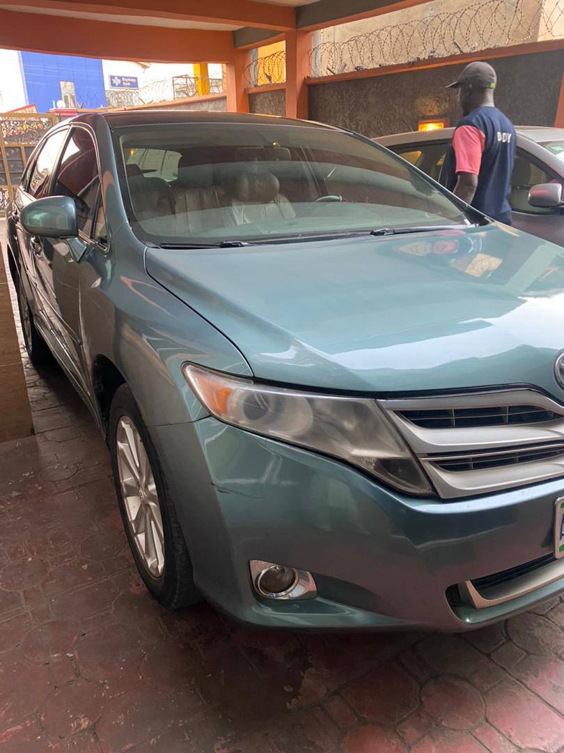 A picture of 2010 venza 4pluge engine