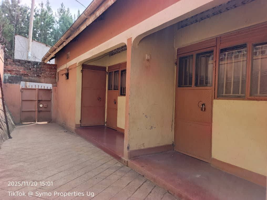 A picture of 25m Rentals On Sale 1 Double 1 Single all with