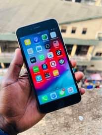 A picture of iPhone 6 Plus at 180k