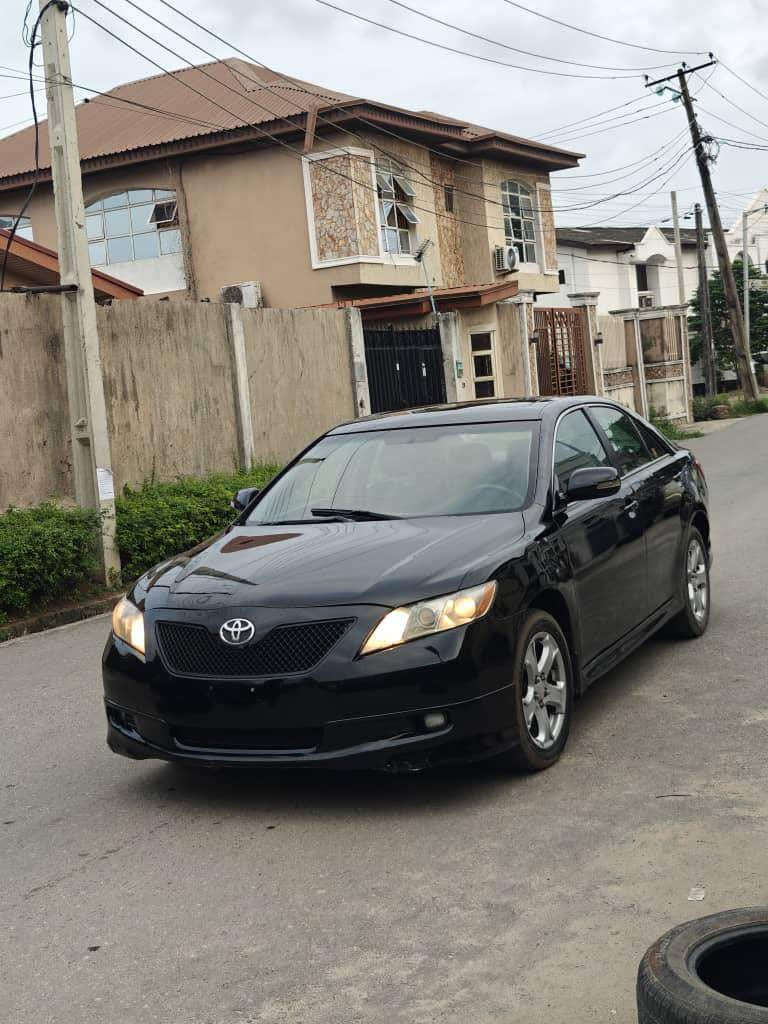 A picture of Toyota Camry 2008 LE