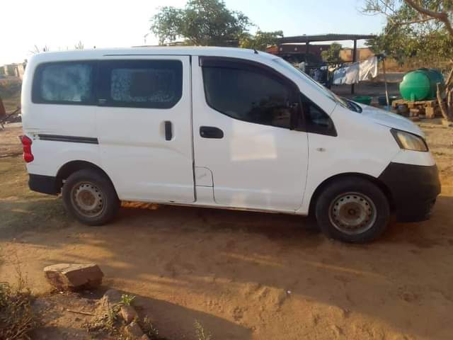 nissan vanette