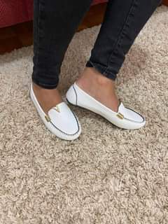 classifieds/shoes