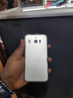 A picture of Docomo 704 32gb 160k