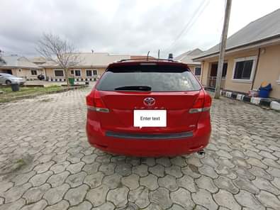 A picture of Few months use Toyota venza 2011 model Prize 11 5m