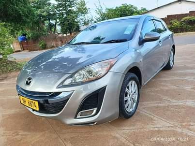 mazda axela