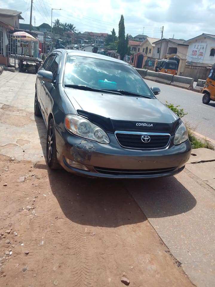 A picture of Toyota Corolla 08