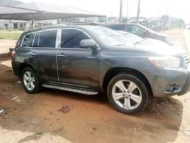 A picture of Toyota Highlander