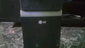 A picture of LG home theater speaker with out stand base 2pcs
