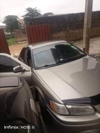A picture of Toyota Camry pencil