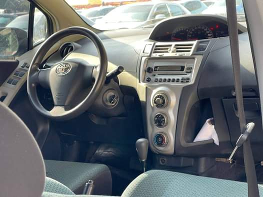 A picture of DISTRESS SALE EXTREMELY CLEAN 2008 AUTOMATIC DRIVE TOYOTA YARIS NORMAL