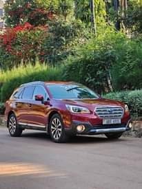 A picture of Subaru Outback 2014