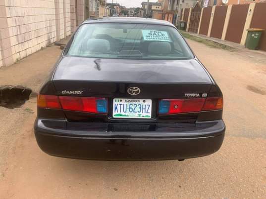 A picture of 2002 Toyota Camry
