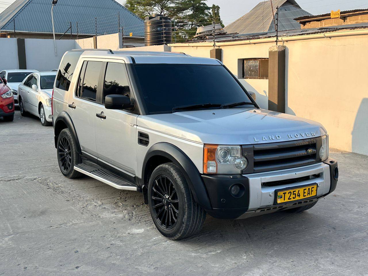 A picture of Discovery 3 onsale 0655551996