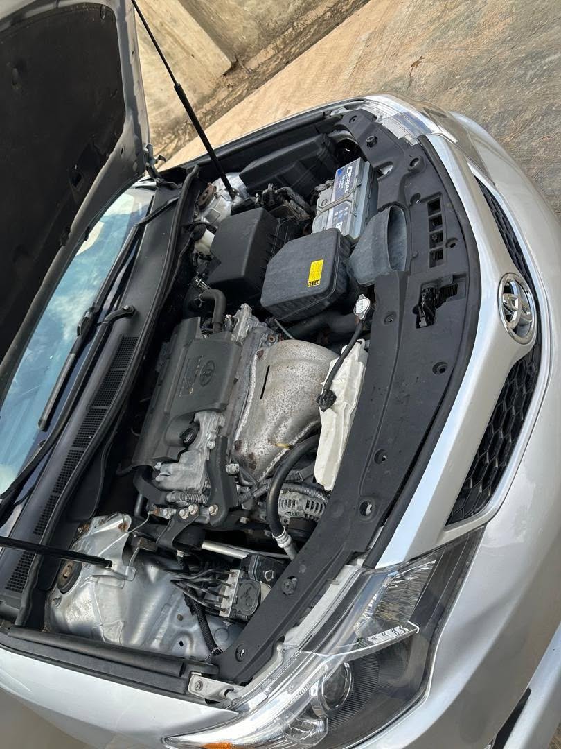 A picture of 2014 Toyota carmry