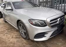 A picture of Car