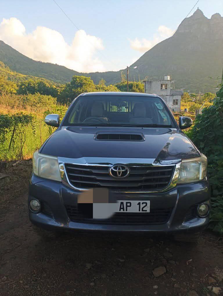 toyota hilux