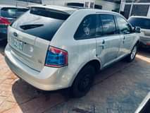 A picture of DISTRESS SALE Brand FORD Model EDGE Year 2008 Engine gear