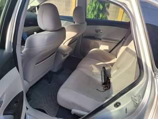 A picture of 2011 Toyota Venza Toks standard