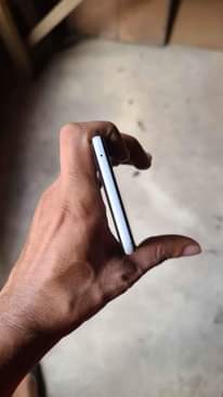 A picture of Pixel 3