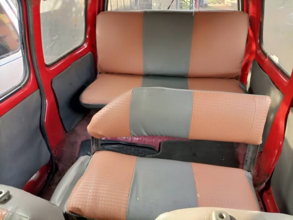 A picture of Used Suzuki mini bus for sale