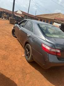 A picture of Camry 07